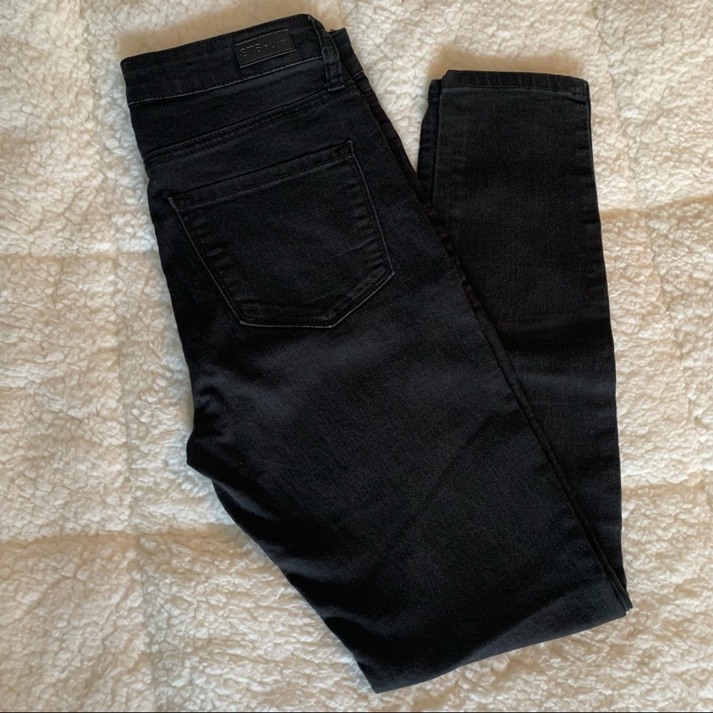 Black high rise skinny jeans